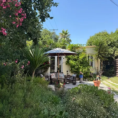 Casa de hóspedes Boheme Chic, Terrasse, Parking Et Clim Antibes